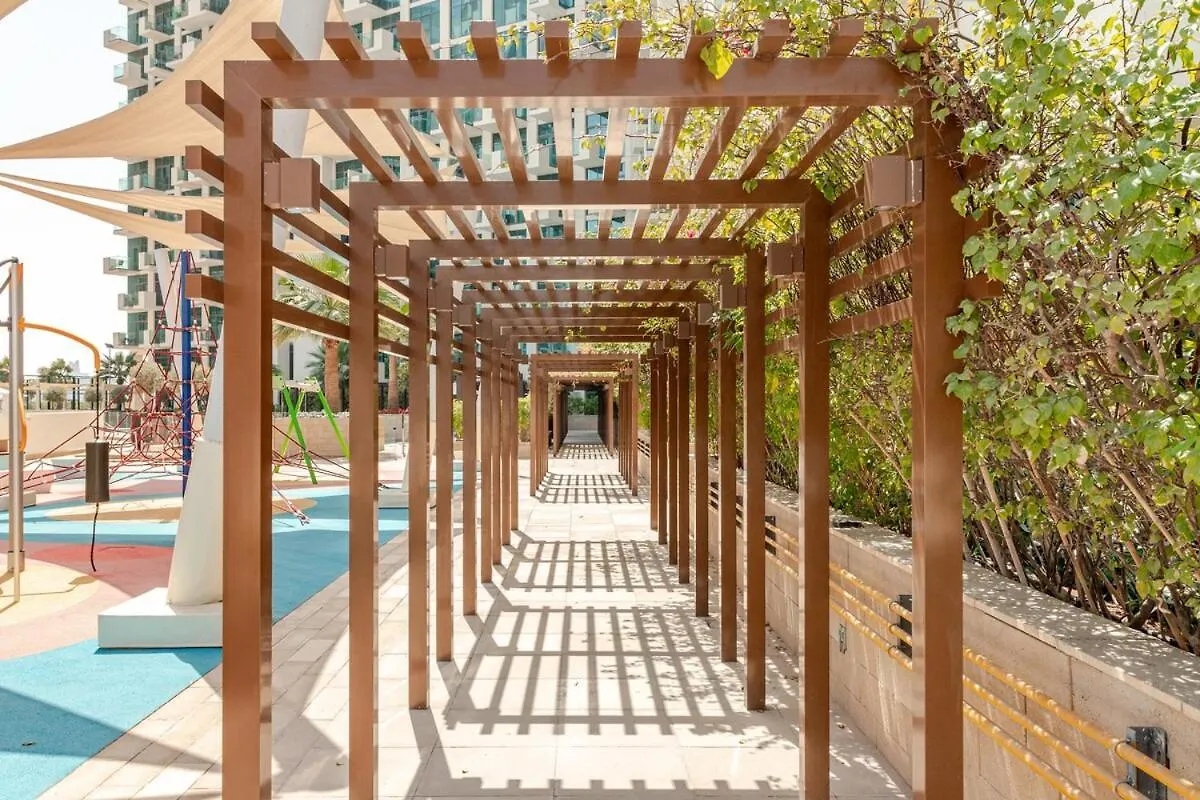 Apartment Studio Free Parking Pet Friendly Near Downtown Dubai